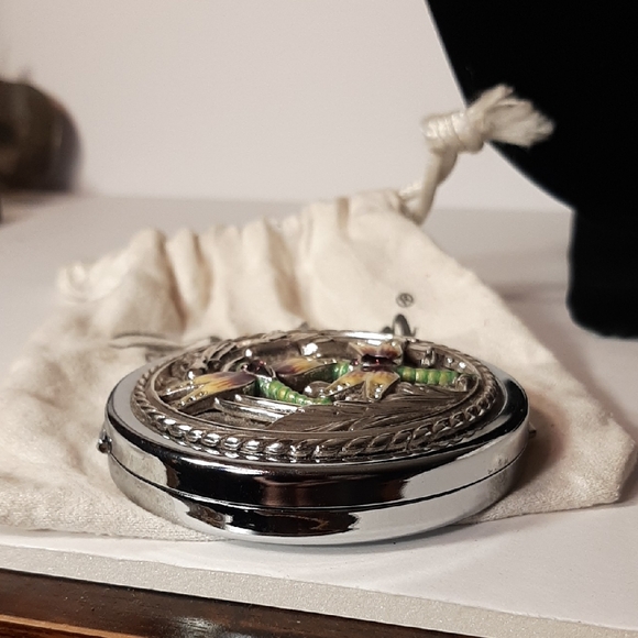 SALE! Brighton Vintage Silver/Multicolor Dragonfly Compact - Picture 6 of 15